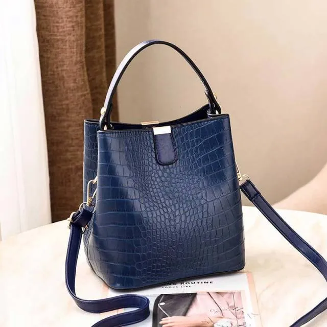 Alligator Chic Retro Leather Shoulder Bag