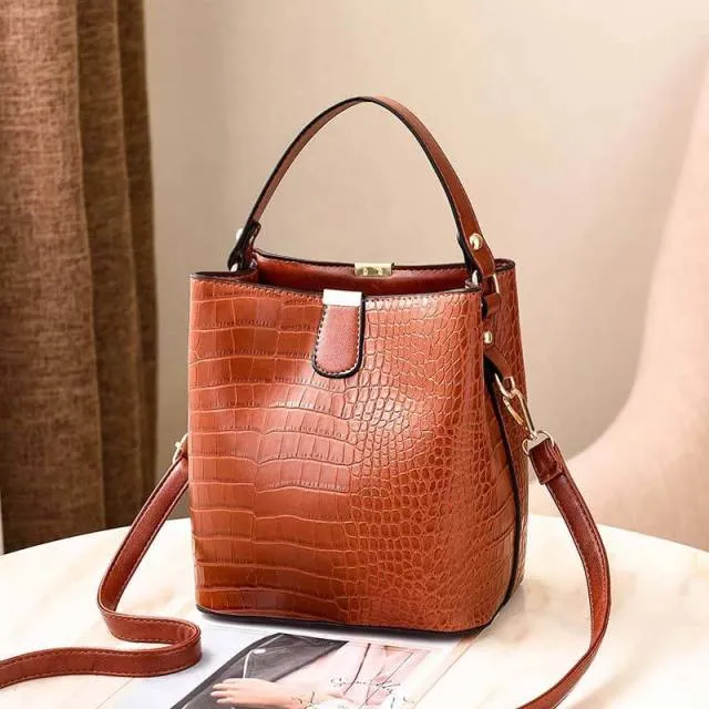 Alligator Chic Retro Leather Shoulder Bag