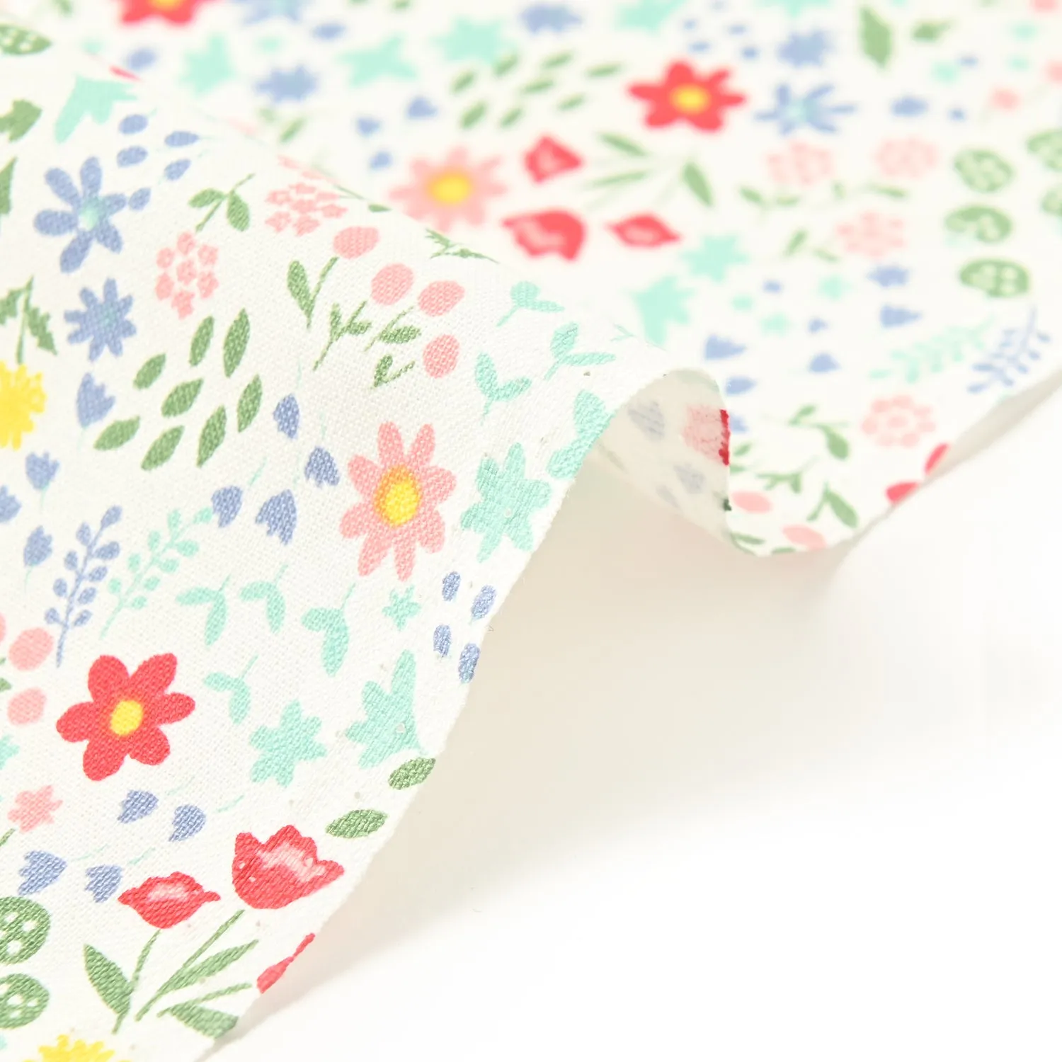 Pataco Ditsy Flower Cotton Sheeting - KOKKA Original Design