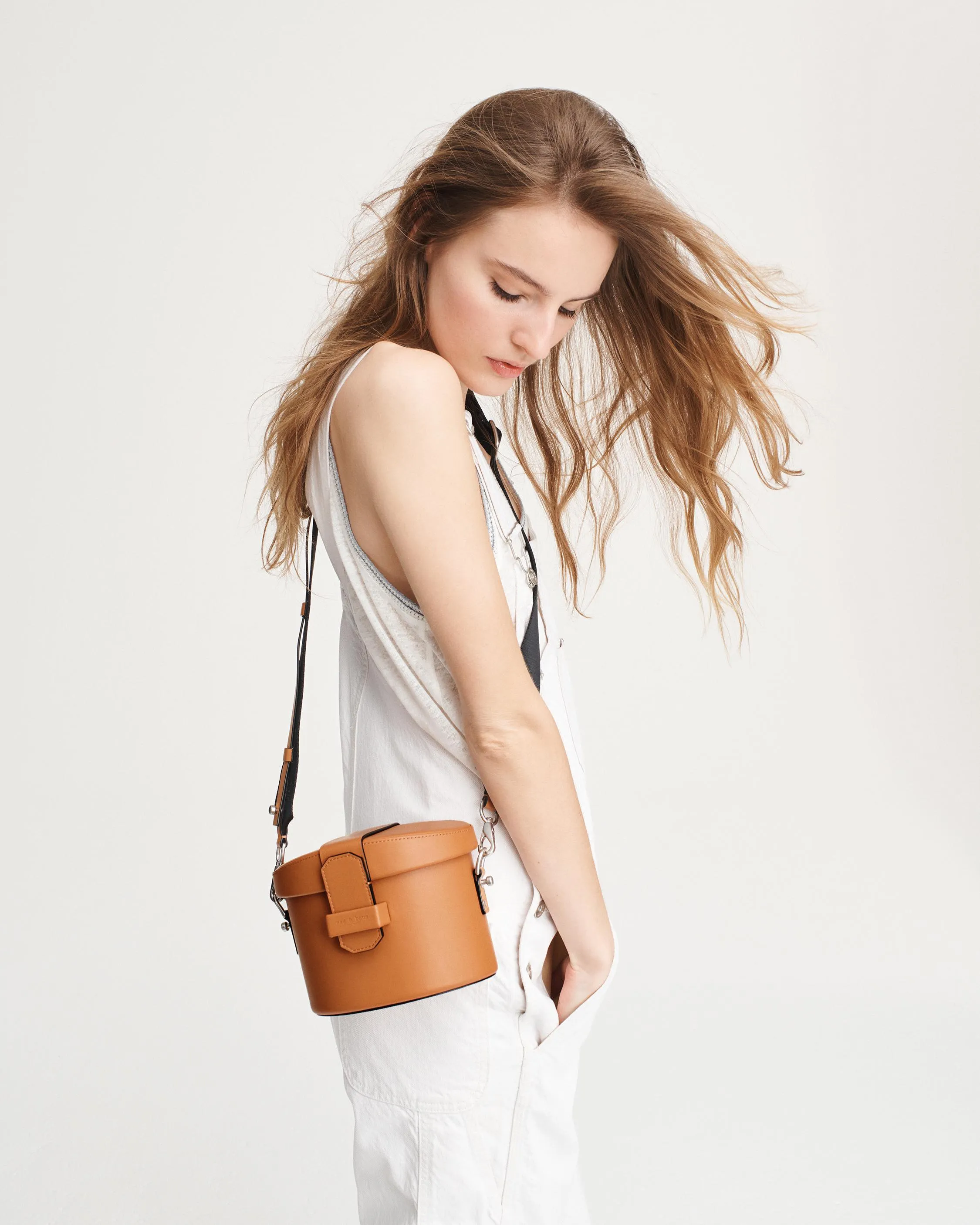 Rag & Bone - Barrow Binocular Bag in Tan