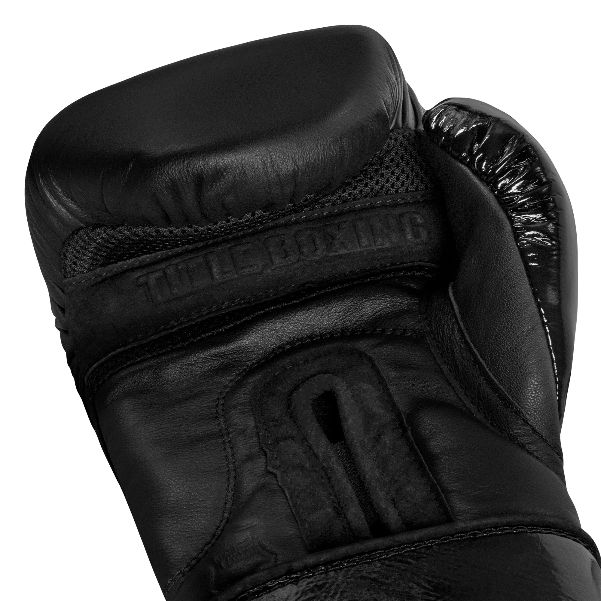 TITLE Black Training Gloves 2.0